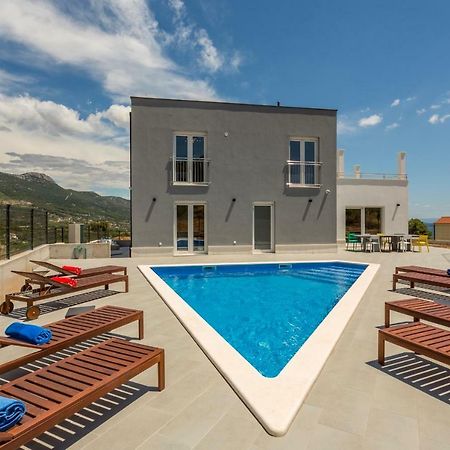 Villa Mila Kastela Kaštel Novi Esterno foto