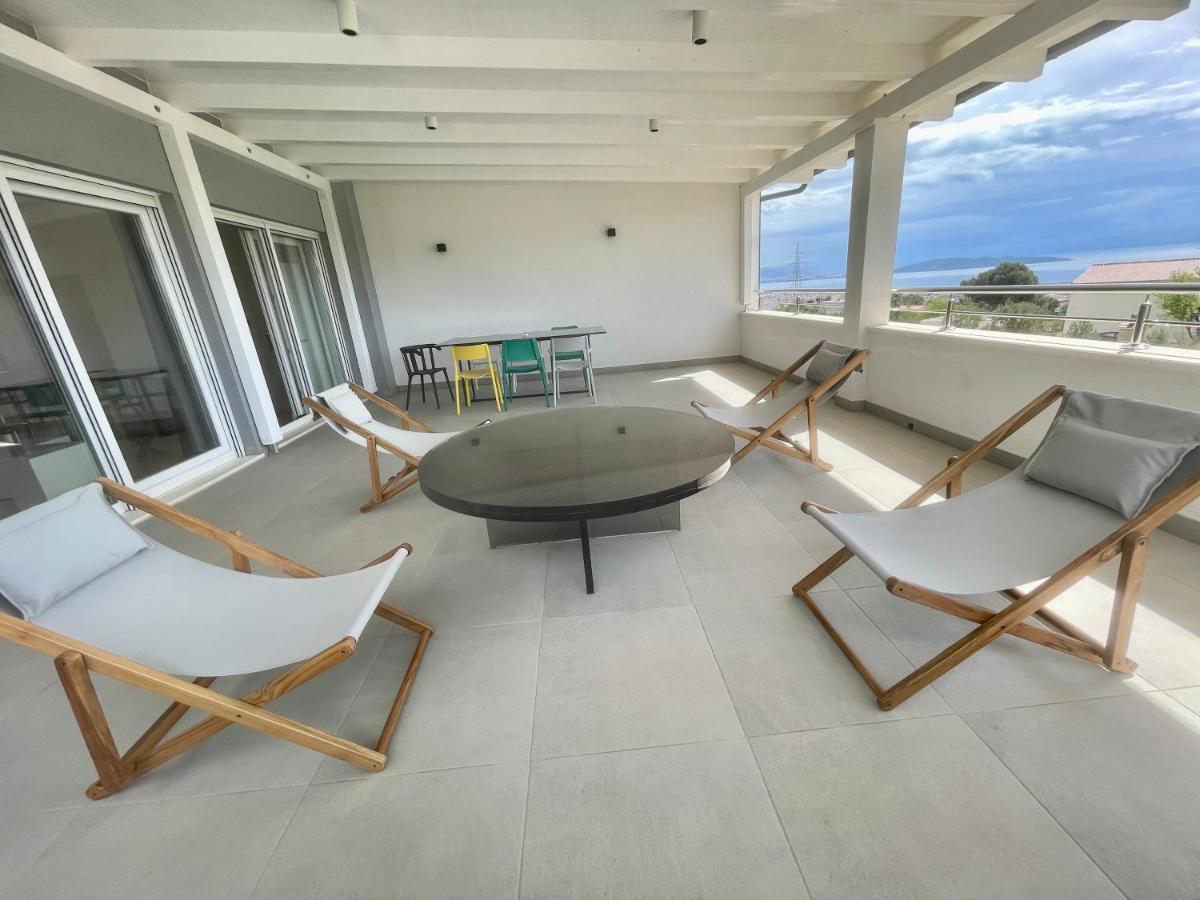 Villa Mila Kastela Kaštel Novi Esterno foto