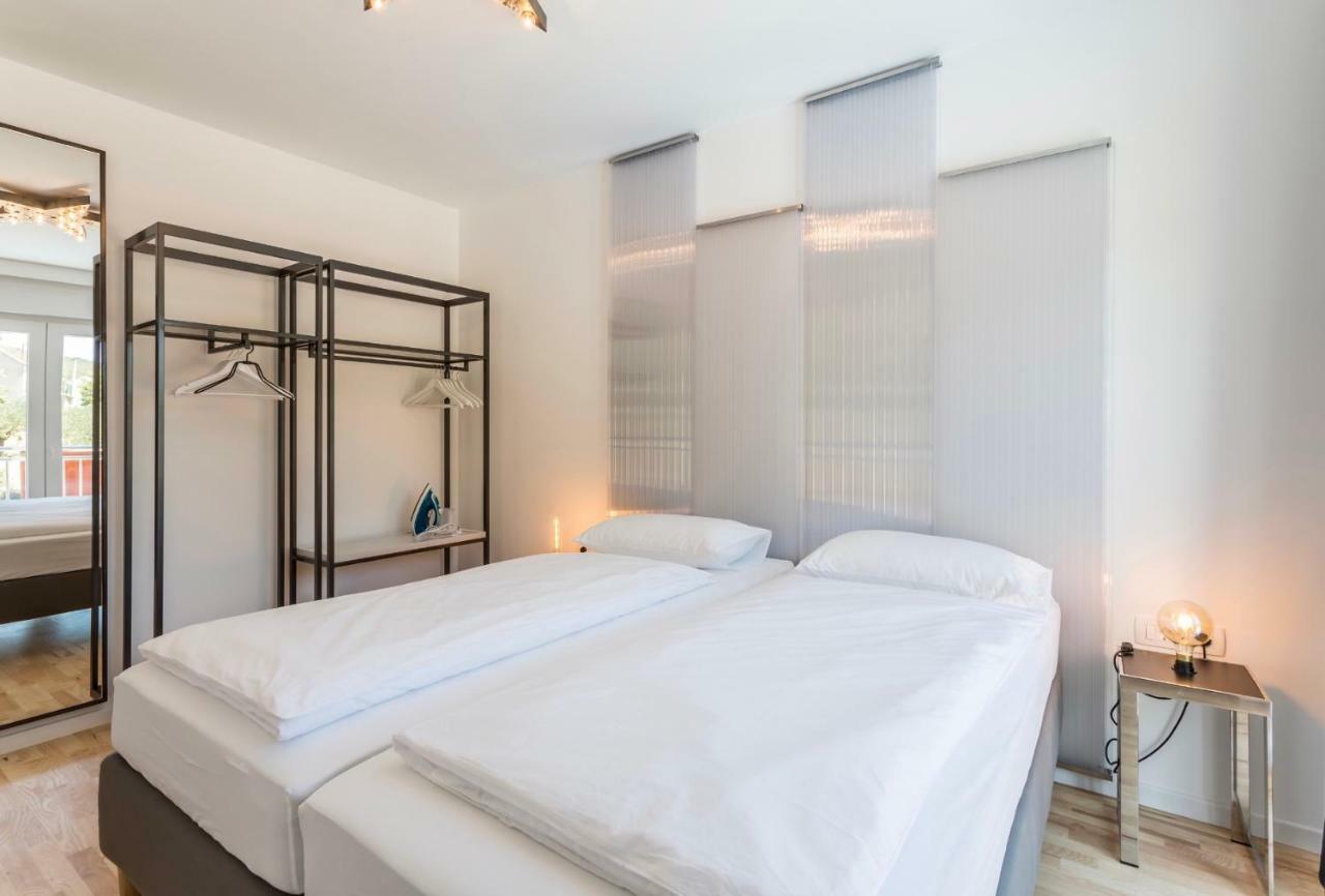 Villa Mila Kastela Kaštel Novi Esterno foto